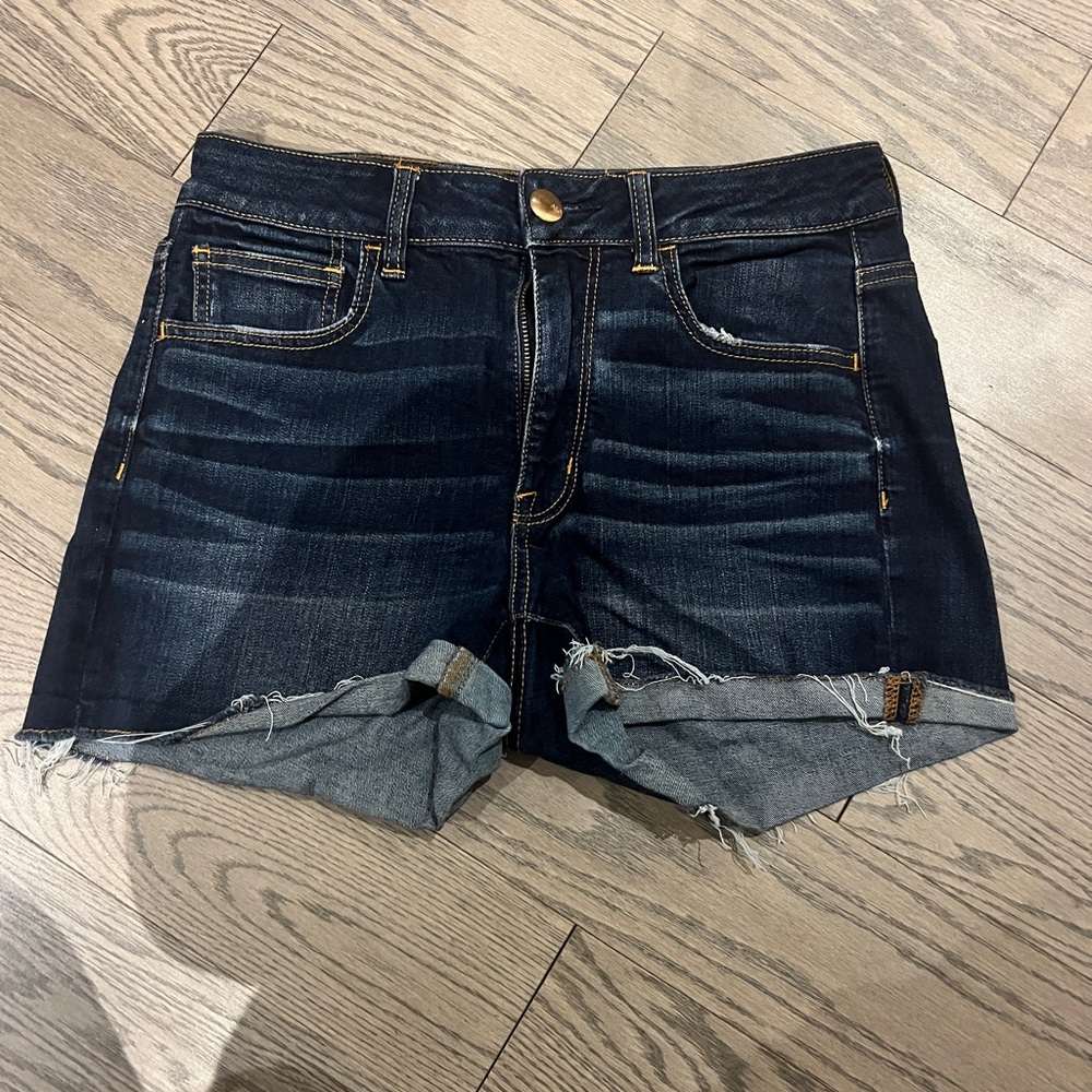 AE short shorts size 8 high rise
